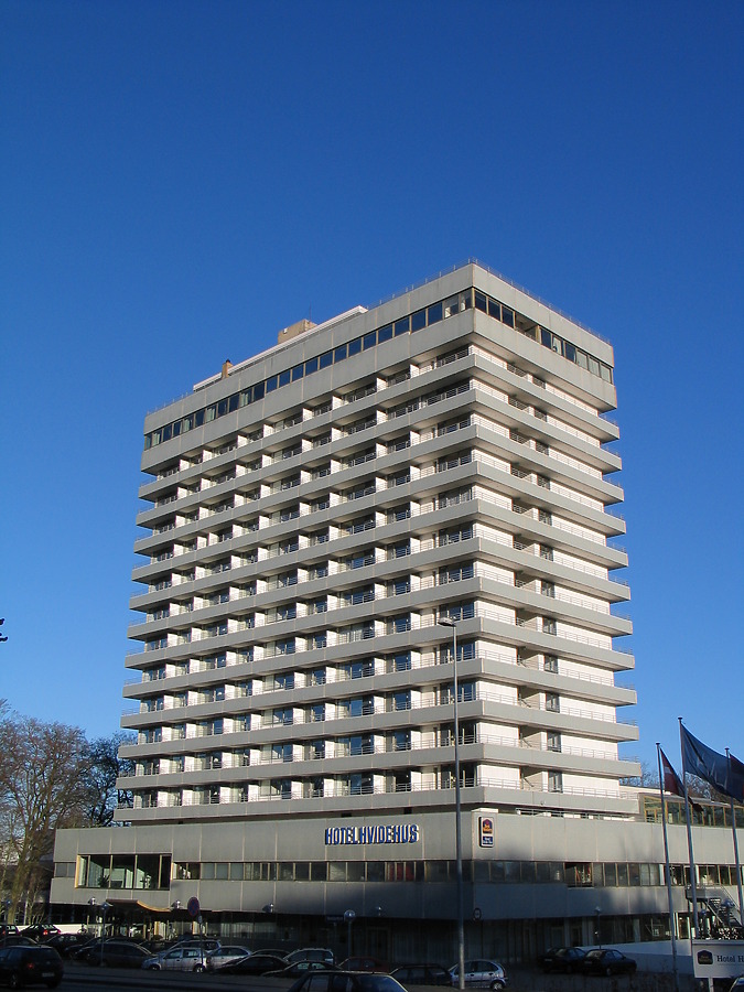 Hotel Hvide Hus by Anders Skærlund Petersen