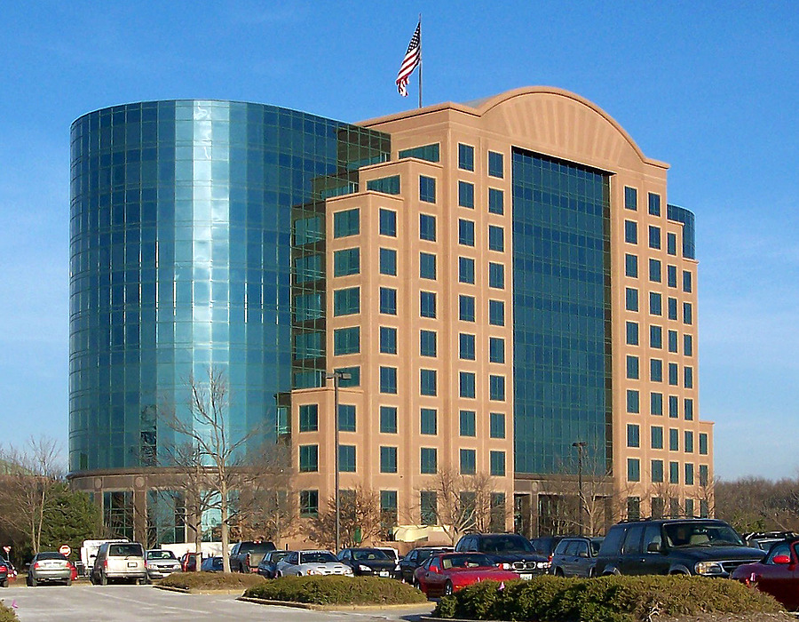 Riverport Tower by Ryan Hildebrand