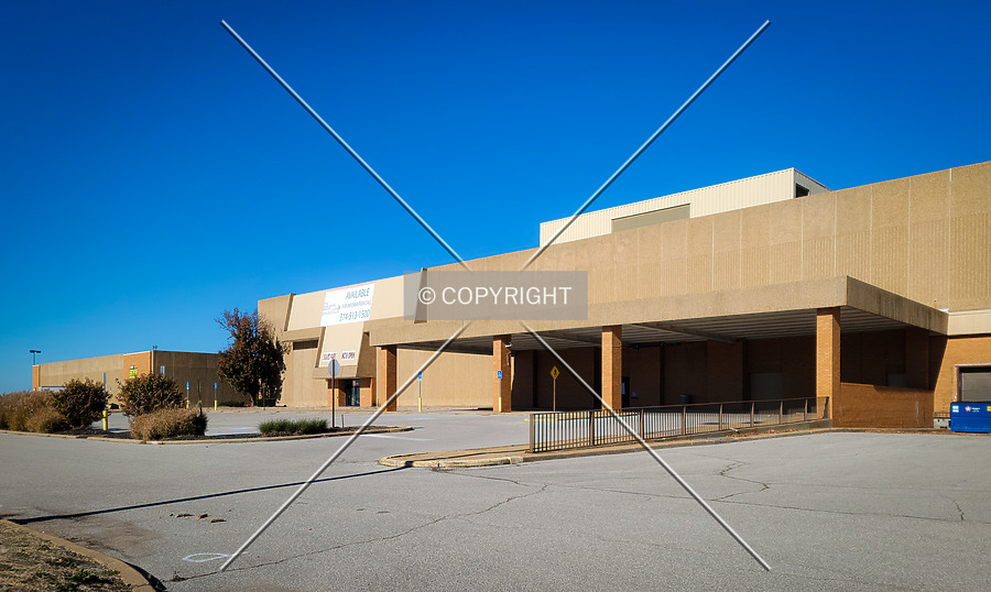 Chesterfield Mall by Ryan Hildebrand