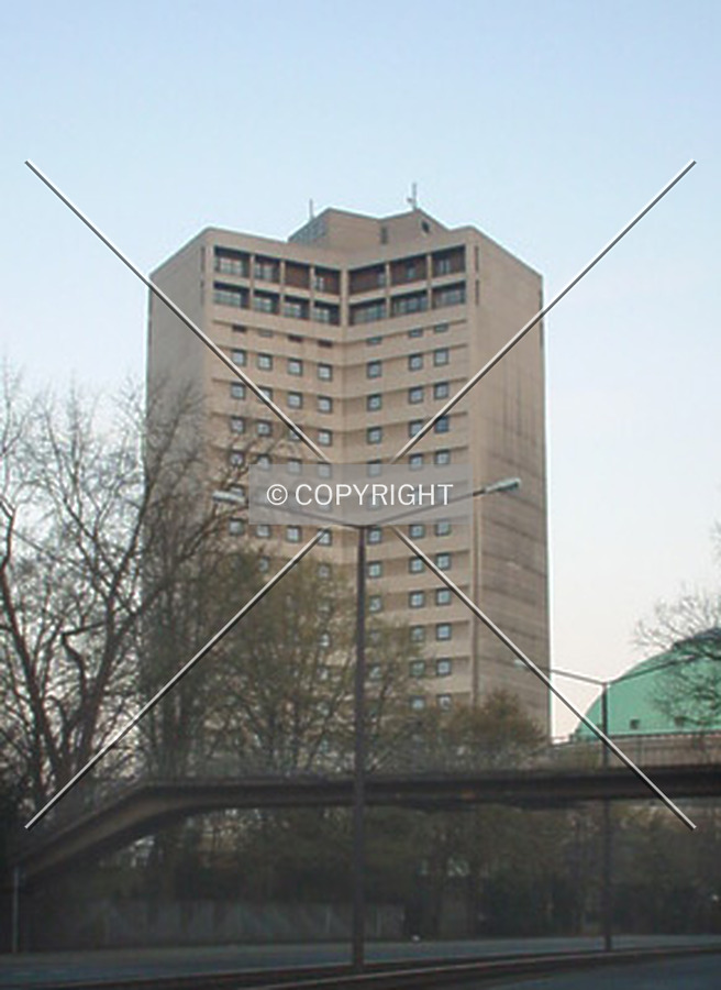 Hotel am Stadtpark by Nephilim