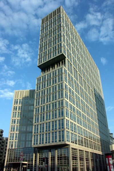 100-692-381