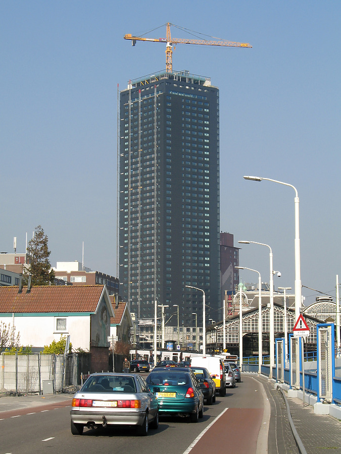 Het Strijkijzer by Michiel van Dijk