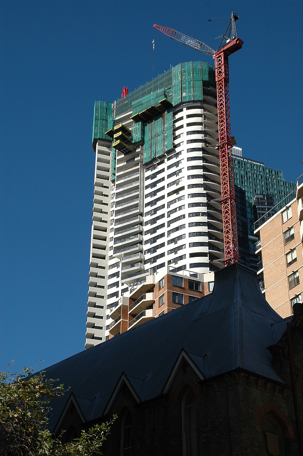 Meriton Tower by John Bek