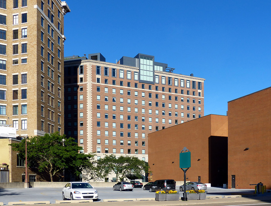 Morton House Apartments by Nate Lindsey