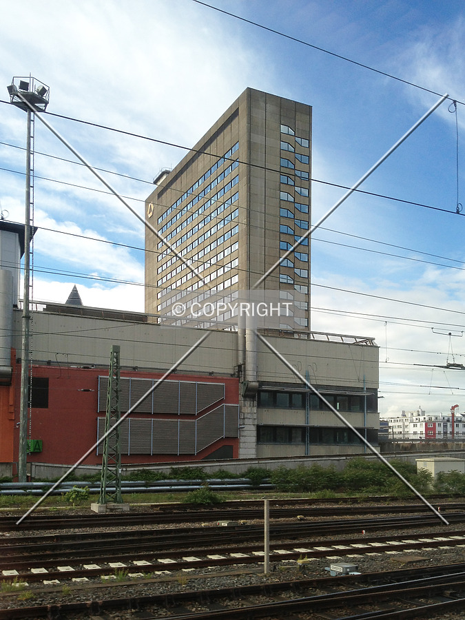 Bürohochhaus Commerzbank Trading Center by Nephilim