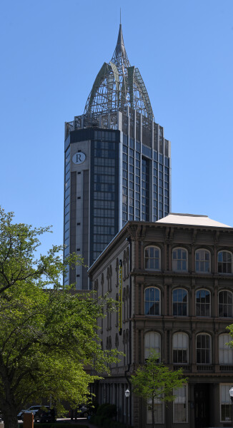 102-000-018