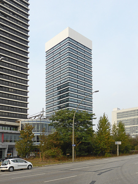 Mundsburg Office Tower