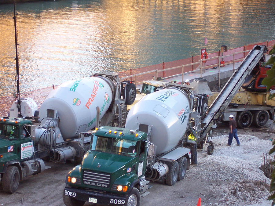 Trump International Hotel & Tower by Shawn Ursini