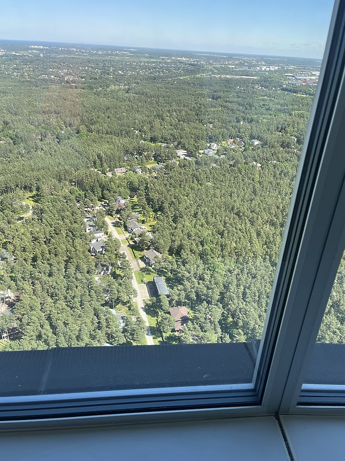 Tallinna Teletorn by Sami Koskinen