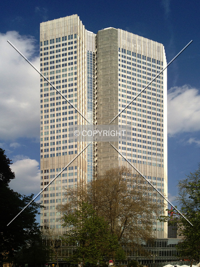 Bankgebäude BfG by Nephilim