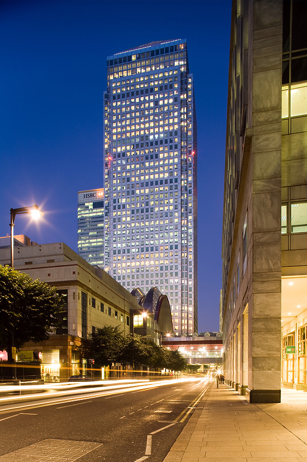 One Canada Square by Pavel Toczynski