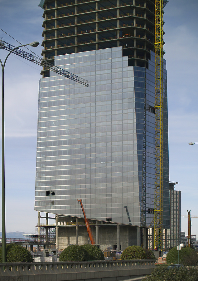 Torre de Cristal by Cesar Serrano