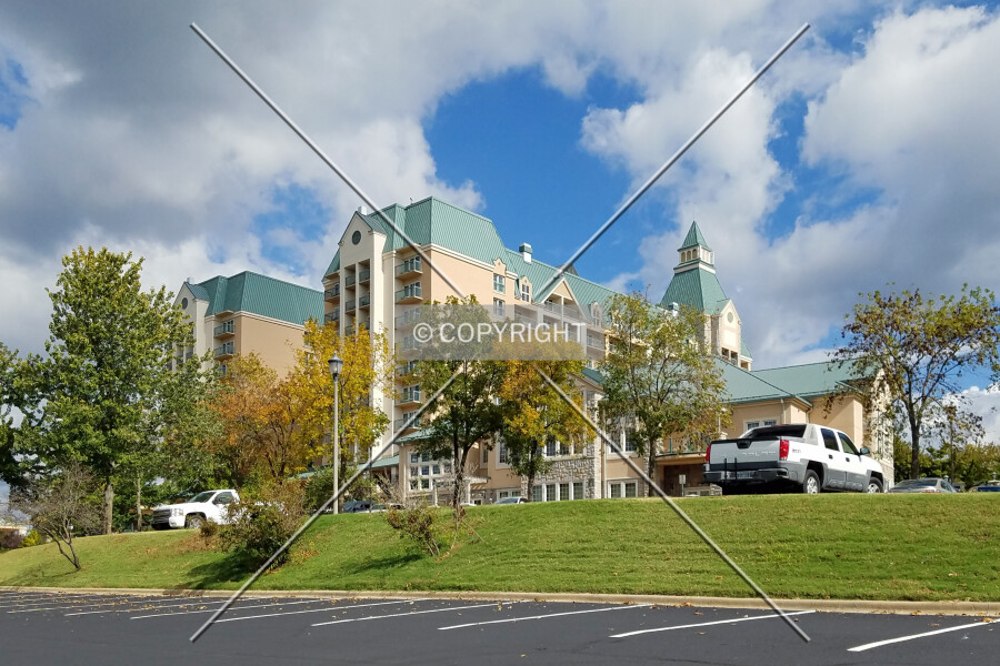 Chateau on the Lake Resort