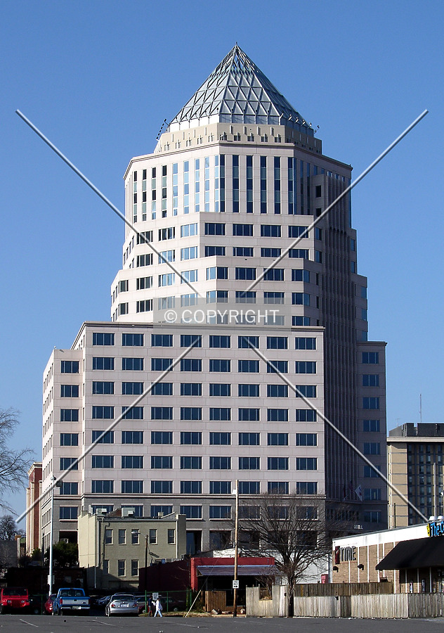 525 North Tryon by Chris Patriarca