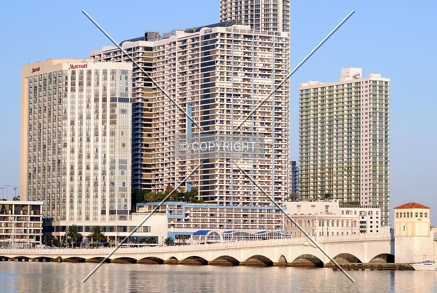 Doubletree Biscayne Bay by Jorge Molina
