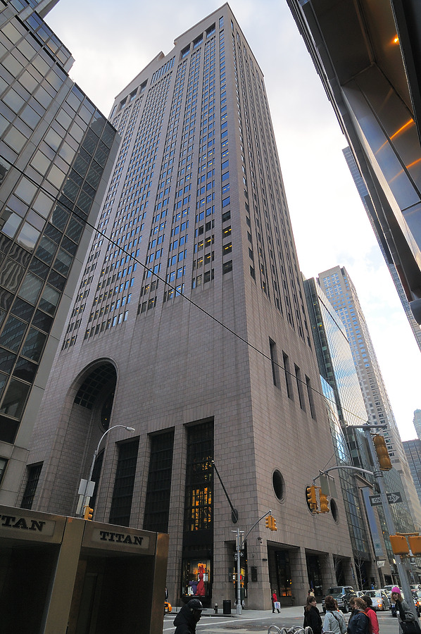 Sony Tower by David Guija