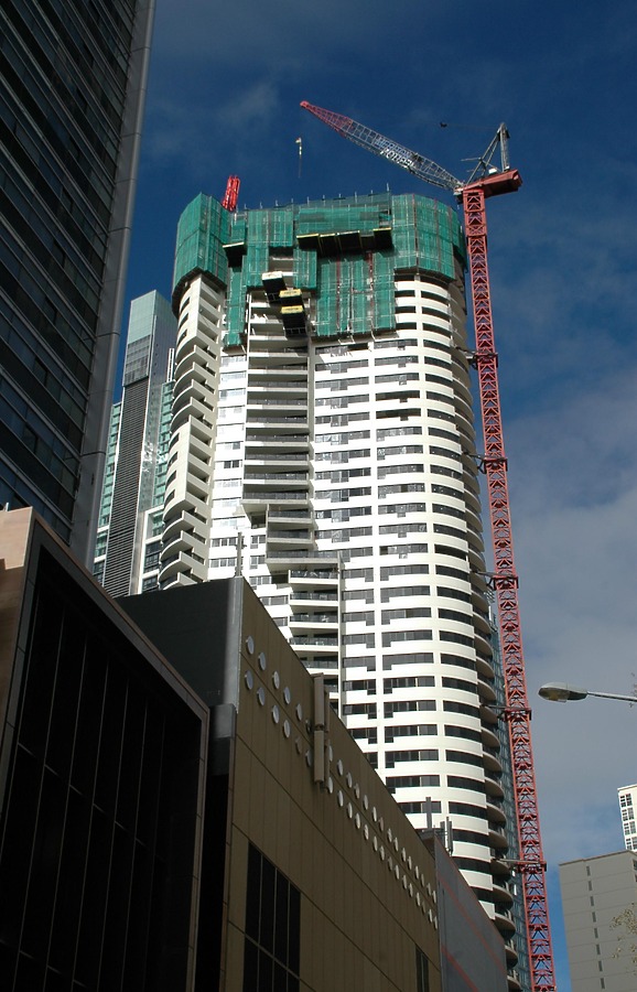 Meriton Tower by John Bek