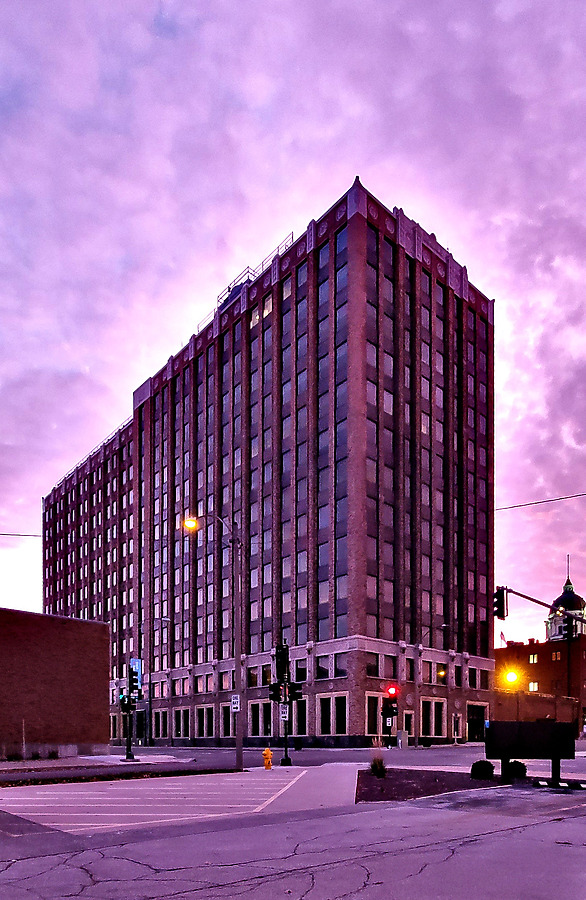 State Farm Downtown Building by Ryan Hildebrand