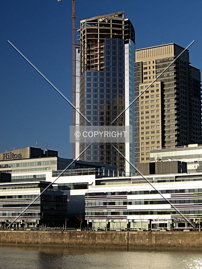 Torre Repsol YPF by Maximiliano Buono