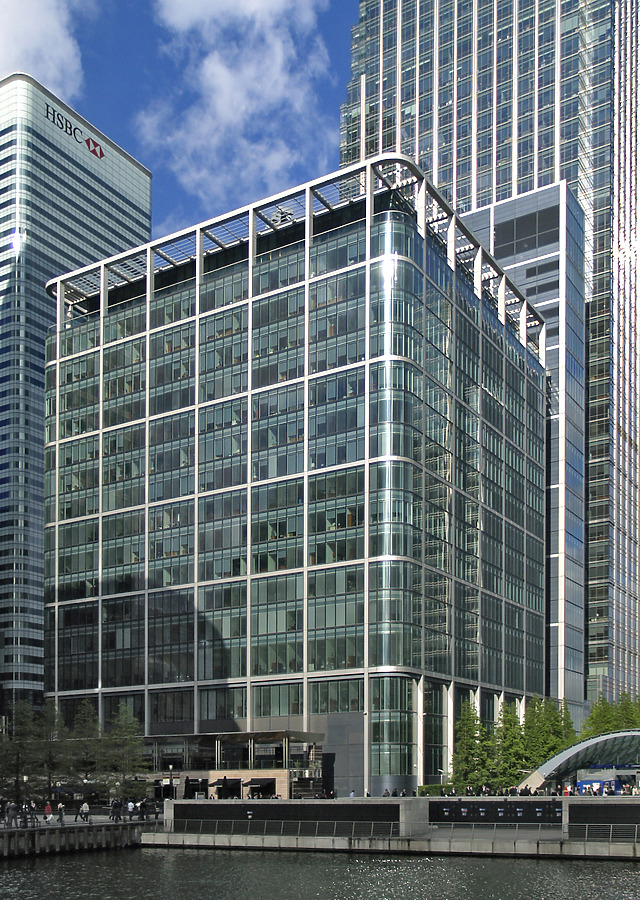 33 Canada Square by Cesar Serrano