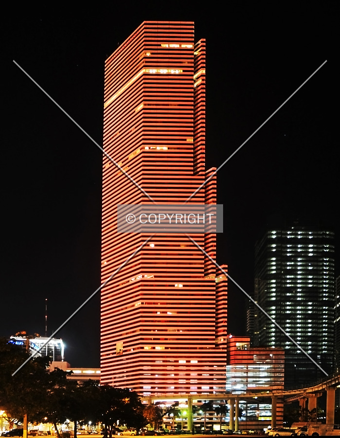 Miami Tower by Jorge Molina