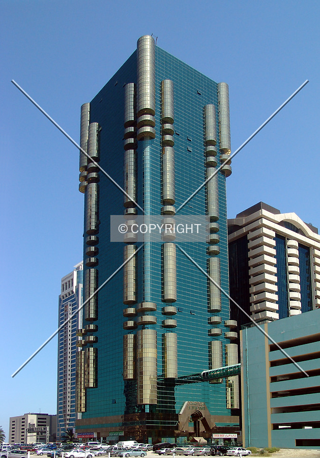 Al Attar Tower by Alexander Ulyanov