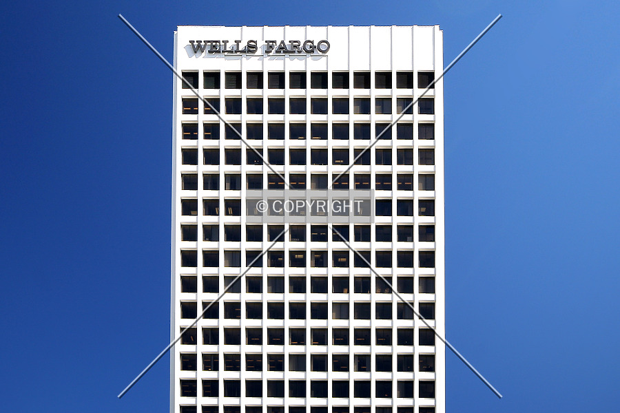 Wells Fargo Plaza by Serdica
