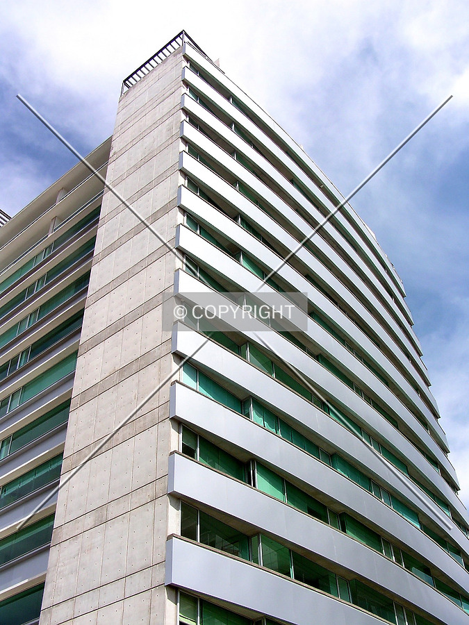 Residencial Palmas Torre 1 by Luis Ibáñez