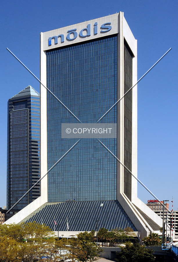 Wells Fargo Center by Jorge Molina