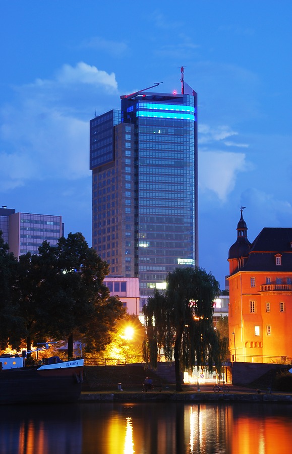 City Tower by Huopa