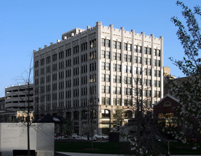 109-884-902
