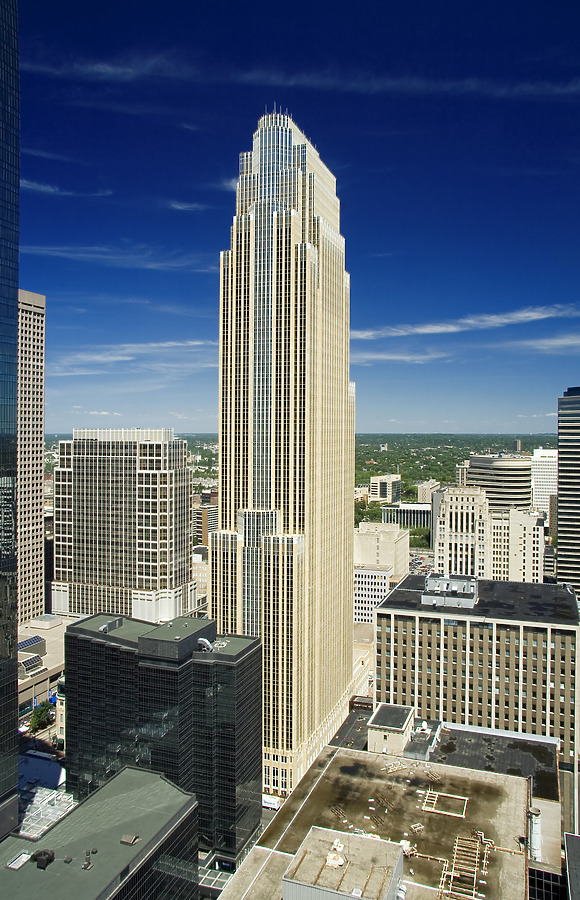 Wells Fargo Center by Pavel Toczynski