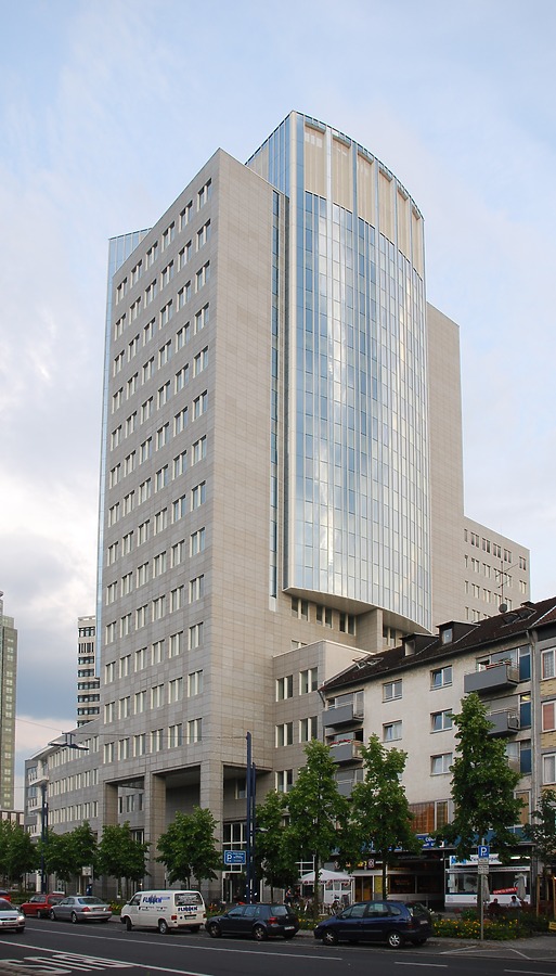 Haus der Wirtschaft - Turm 1 by Huopa