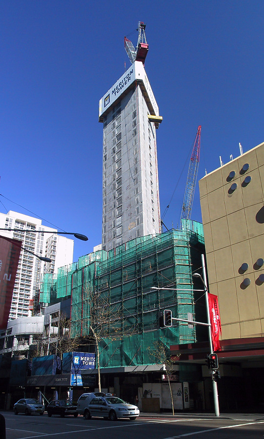 Meriton Tower by John Bek