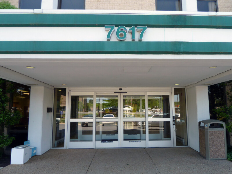 112-033-744