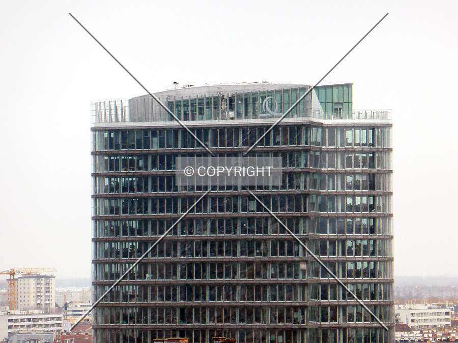Uniqa Tower by Nephilim