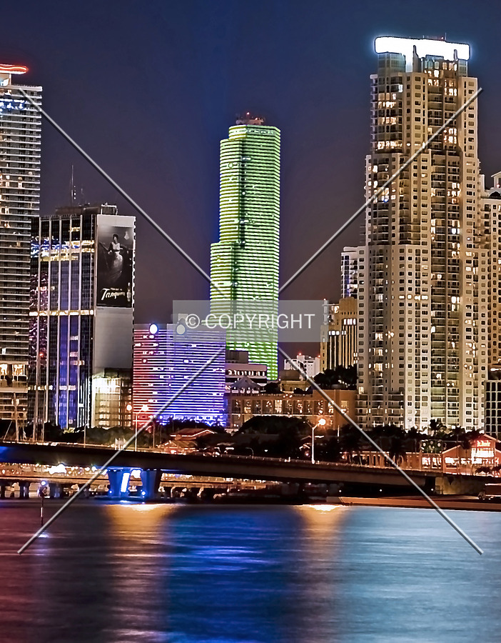 Miami Tower by Jorge Molina