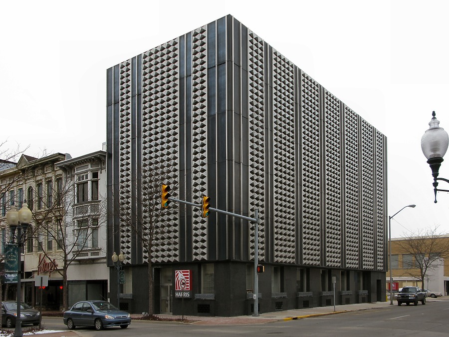 BMO Harris Bank Building by James Peacock