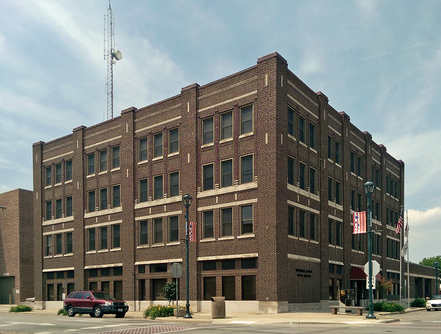 Effingham County Office Building by Ryan Hildebrand