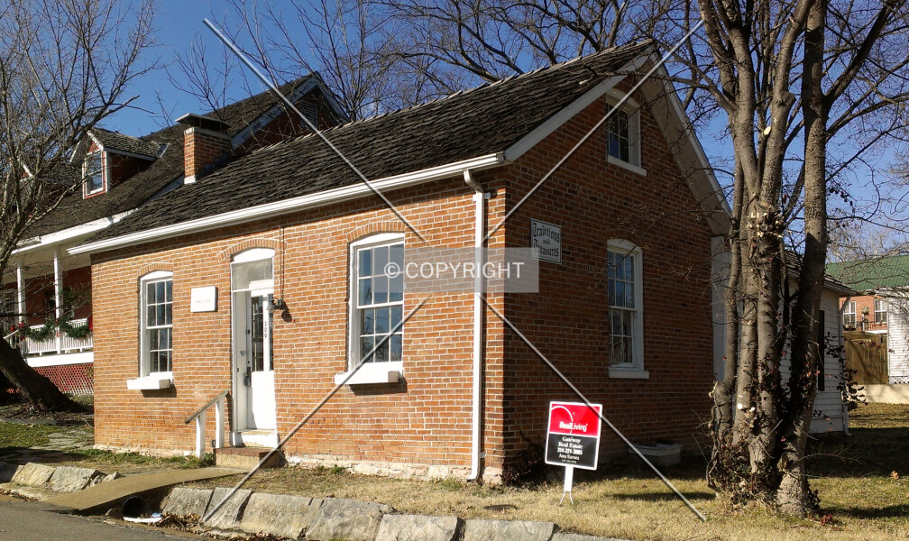 Arnold House