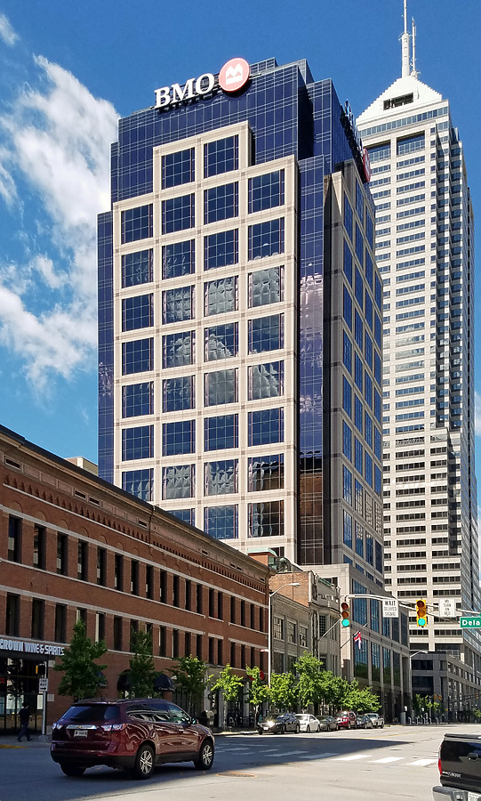 BMO Harris Bank Plaza by Ryan Hildebrand