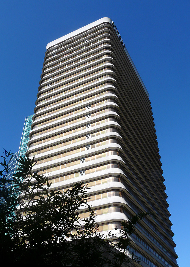 Tour Aurore by Sébastien Corniot