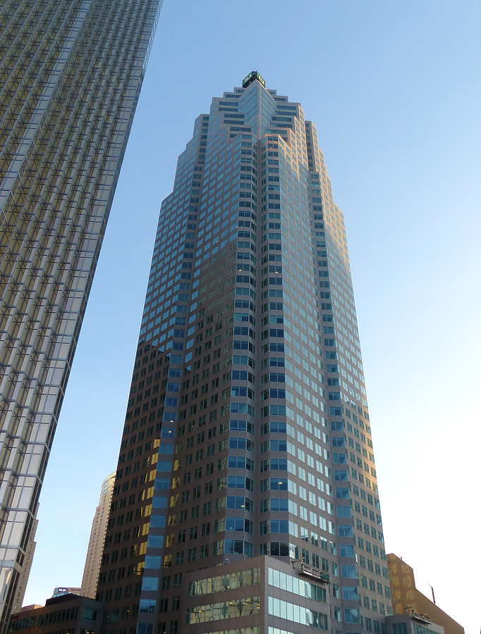 Canada Trust Tower by Nate Lindsey