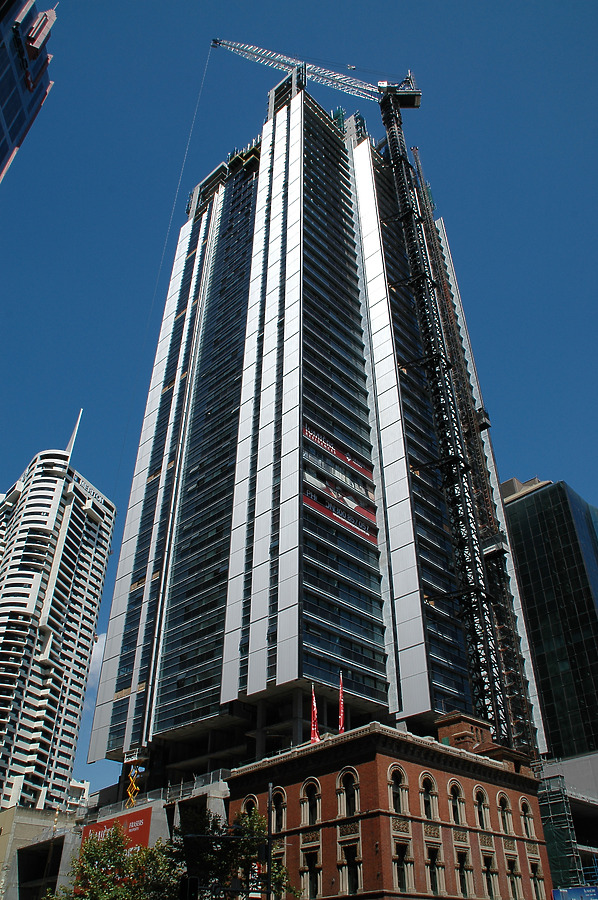 Lumière Residences by John Bek