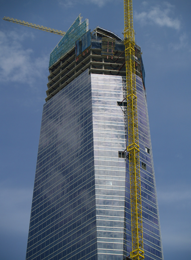 Torre de Cristal by Cesar Serrano