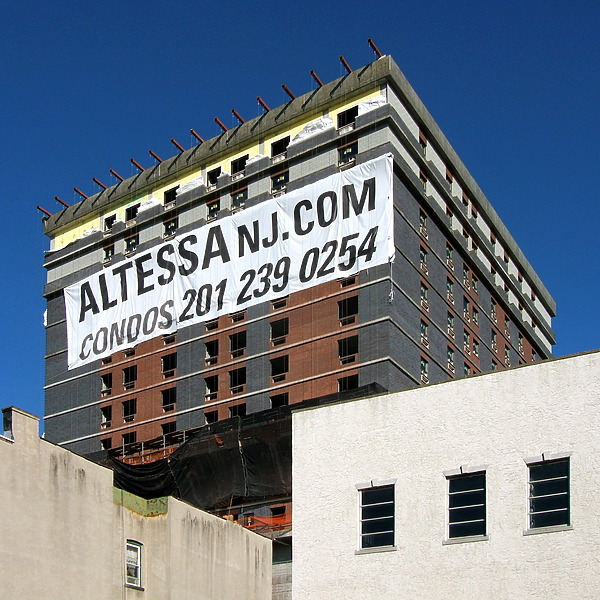Altessa by John Cahill