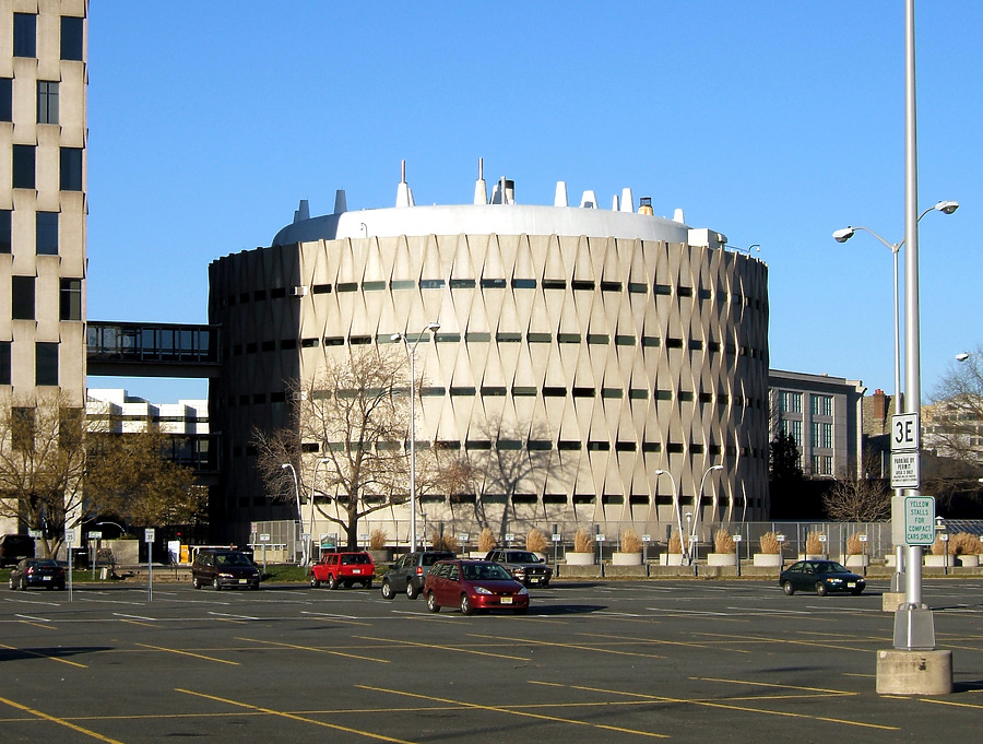 Health and Agriculture Laboratory Building by John Cahill
