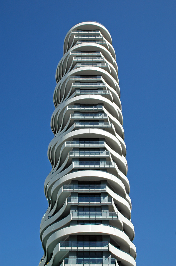 The Wave by John Bek