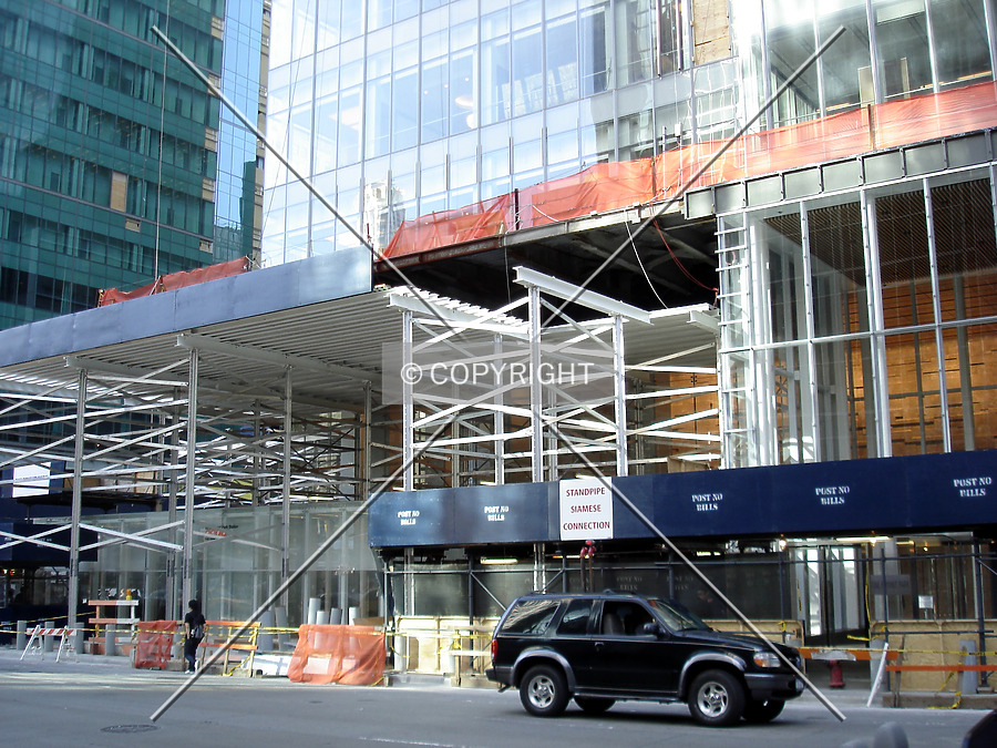Bank of America Tower by Royce Douglas