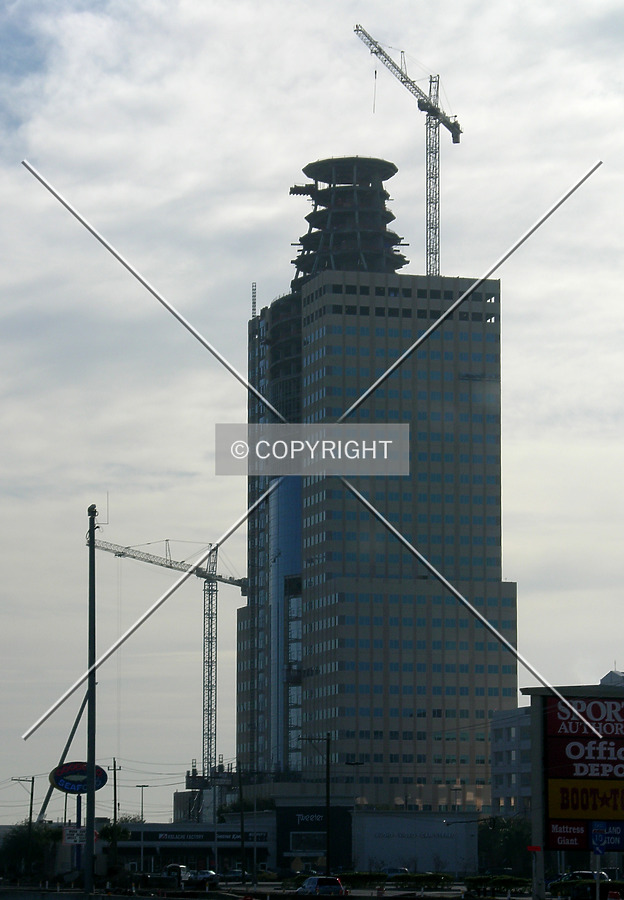 Memorial Hermann Tower by Chris Patriarca